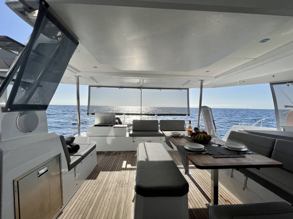 Catamaran Fountaine Pajot Elba 45 Sea Energy II