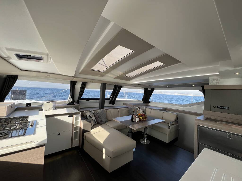 Catamaran Fountaine Pajot Elba 45 Sea Energy II