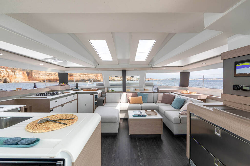 Catamaran Fountaine Pajot Elba 45 Cerulean