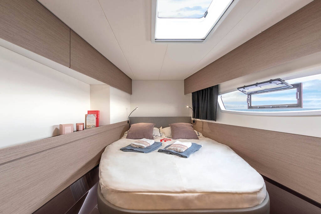 Catamaran Fountaine Pajot Elba 45 Cerulean