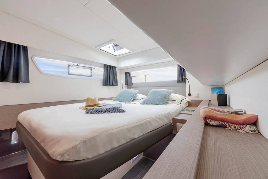 Catamaran Fountaine Pajot Elba 45 Cerulean