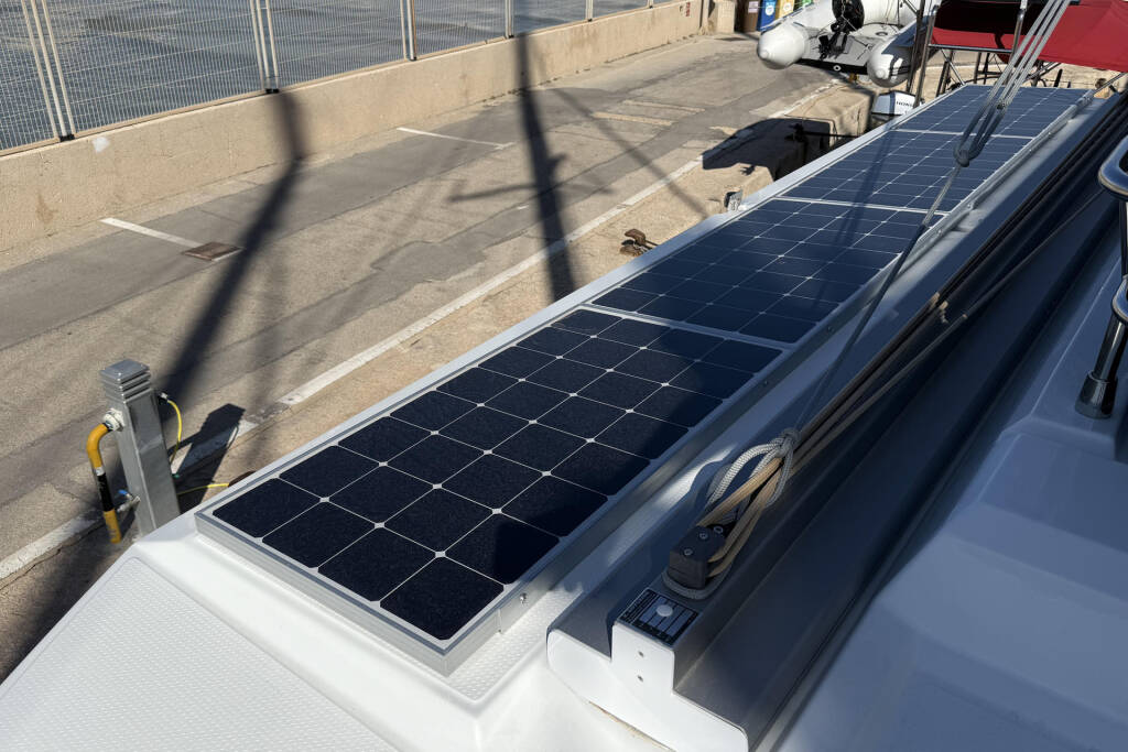 Catamaran Fountaine Pajot Elba 45 Yara
