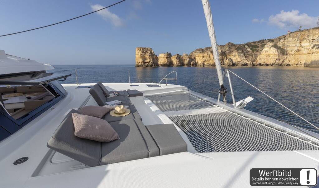 Catamaran Fountaine Pajot Elba 45 Yara