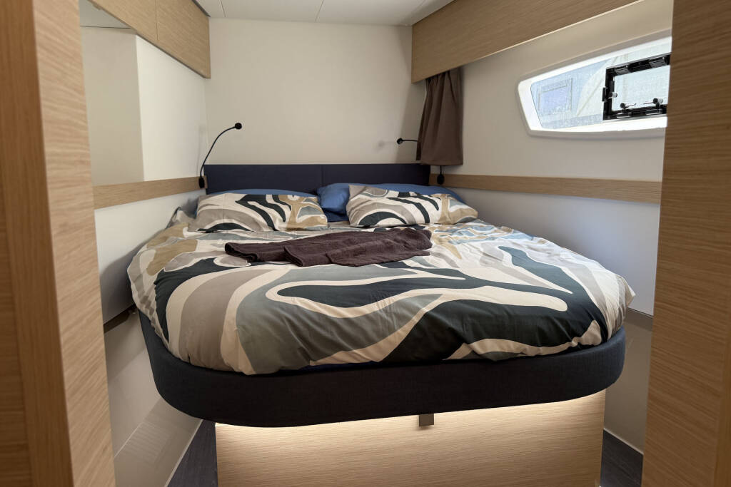 Catamaran Fountaine Pajot Elba 45 Yara