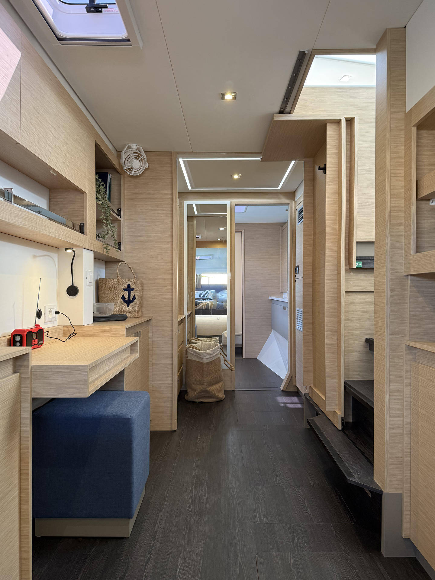 Catamaran Fountaine Pajot Elba 45 Yara