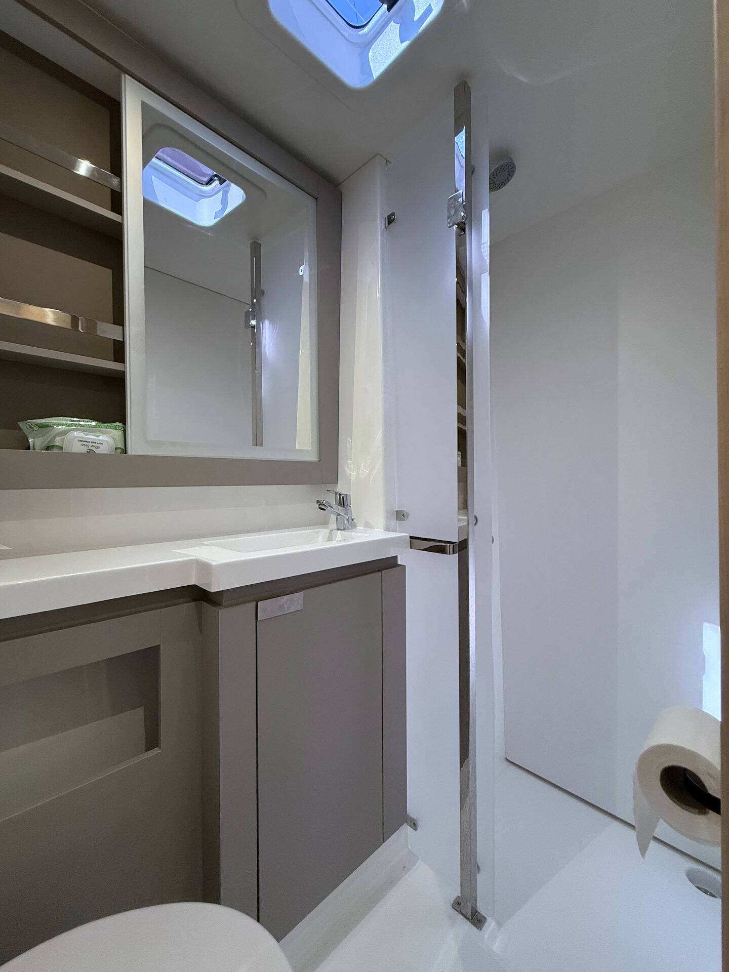 Catamaran Fountaine Pajot Elba 45 Yara