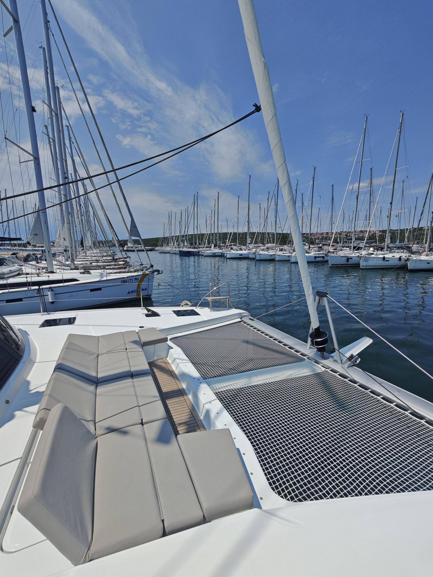 Catamaran Fountaine Pajot Elba 45 Caramita