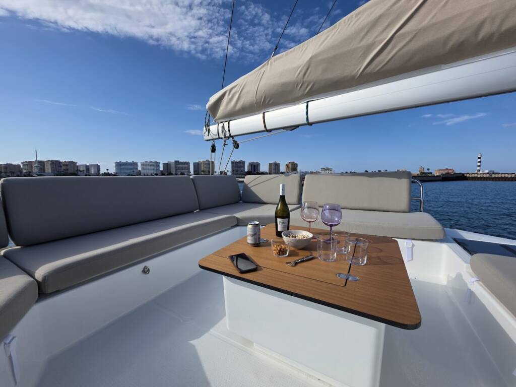 Catamaran Fountaine Pajot Elba 45 Fugu II