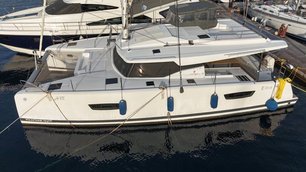Catamaran Fountaine Pajot Elba 45 Ave