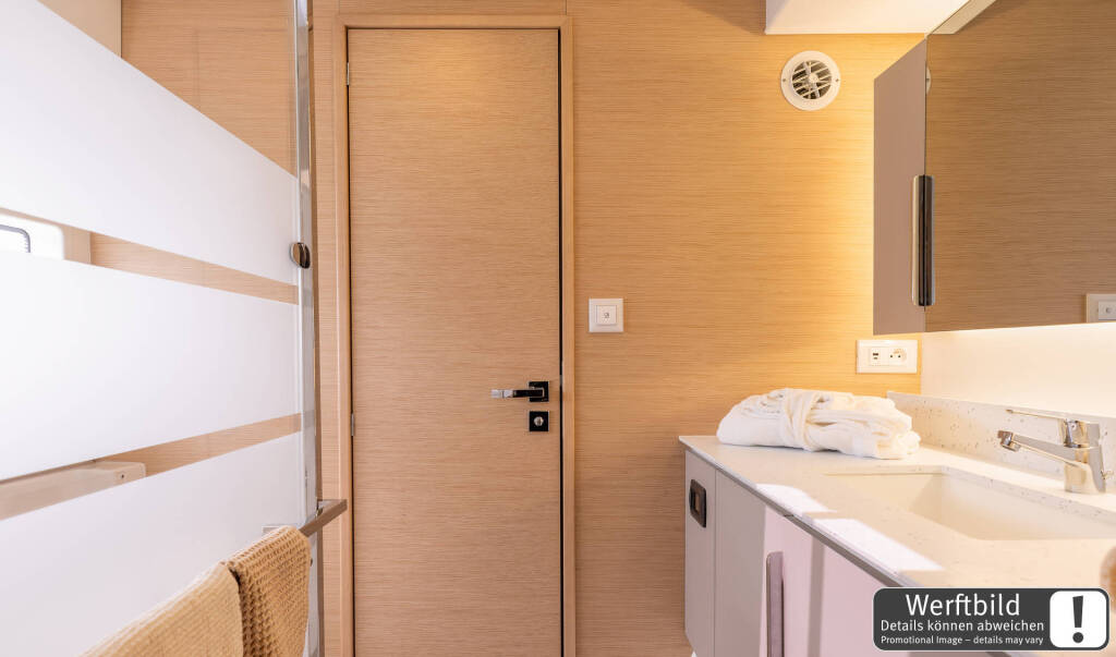 Catamaran Fountaine Pajot FP 41 Maesto 3 Gin Mar