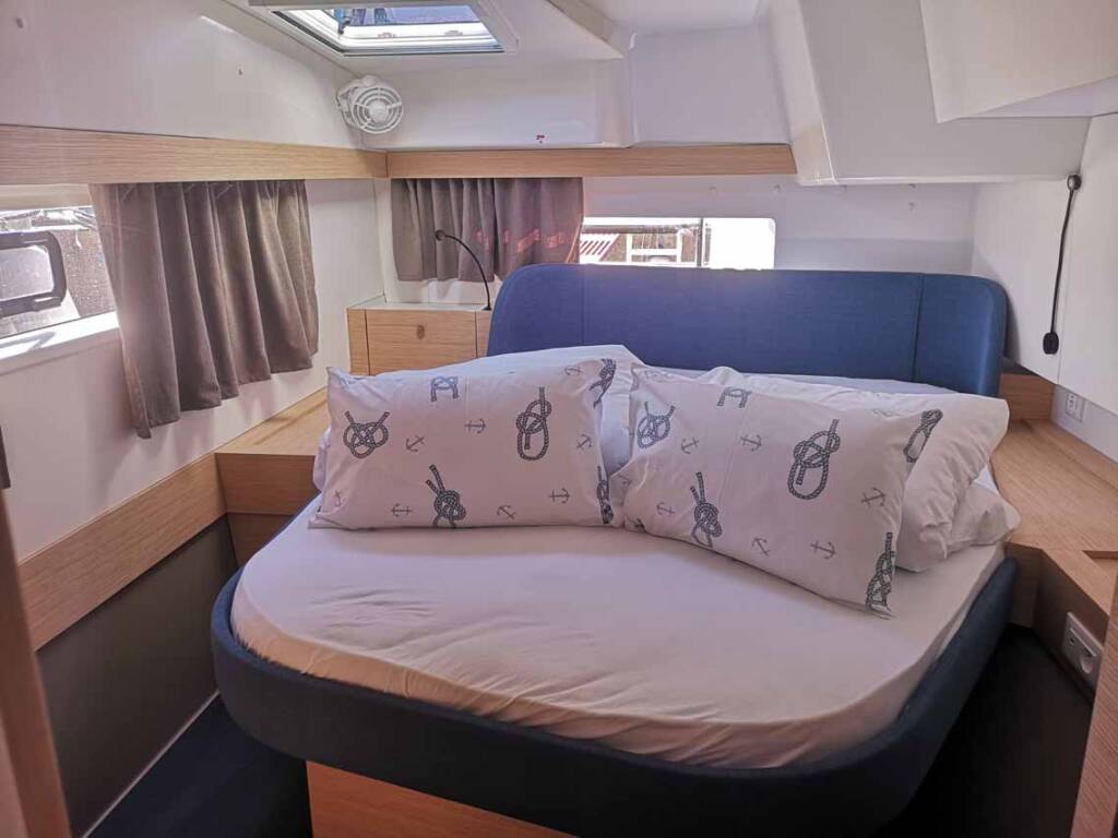 Catamaran Fountaine Pajot FP 41 Quatuor 3 Acamar