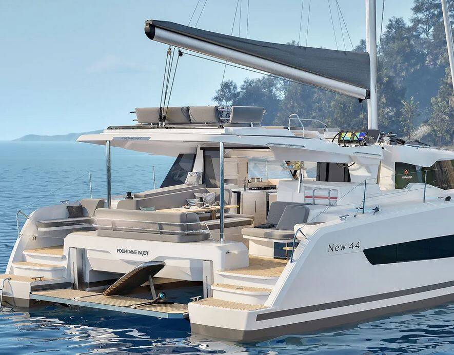 Catamaran Fountaine Pajot FP 44 Quatuor ELECTRIC MANATEE 