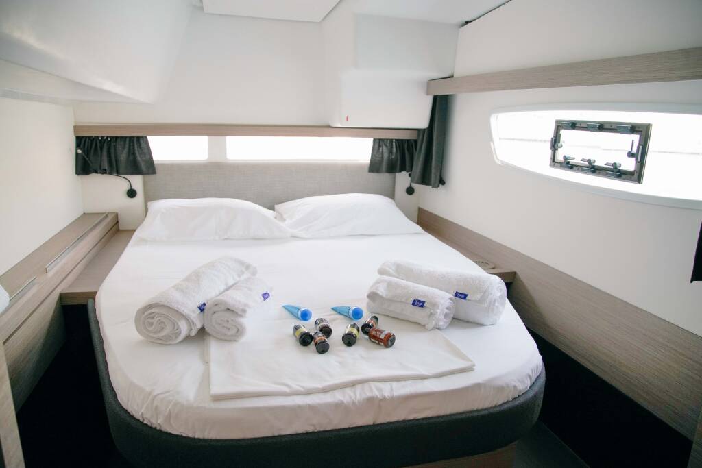 Katamaran Fountaine Pajot Isla 40 - Quatuor Anasa
