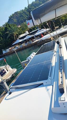 Catamaran Fountaine Pajot Isla 40 Blue Orion