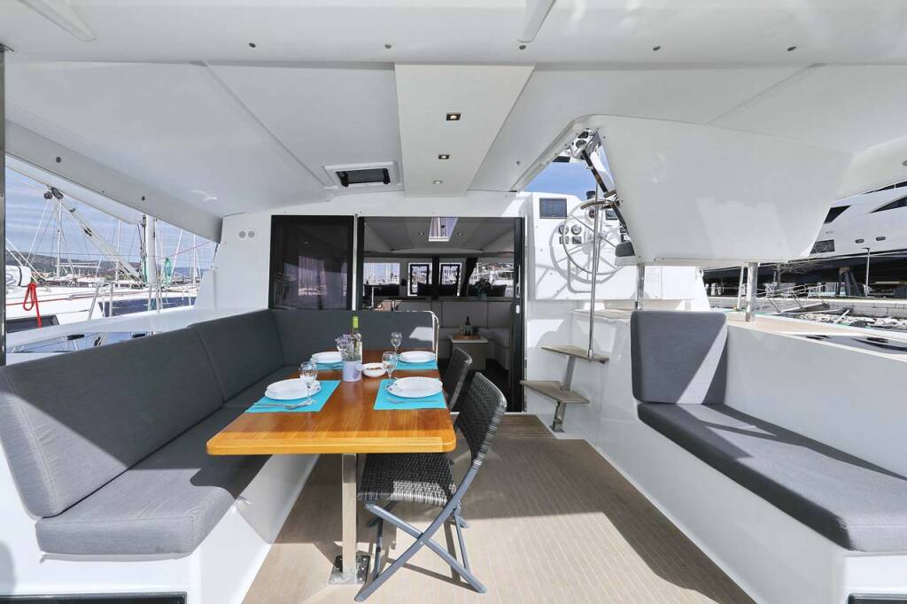 Katamaran Fountaine Pajot Isla 40 Chilli