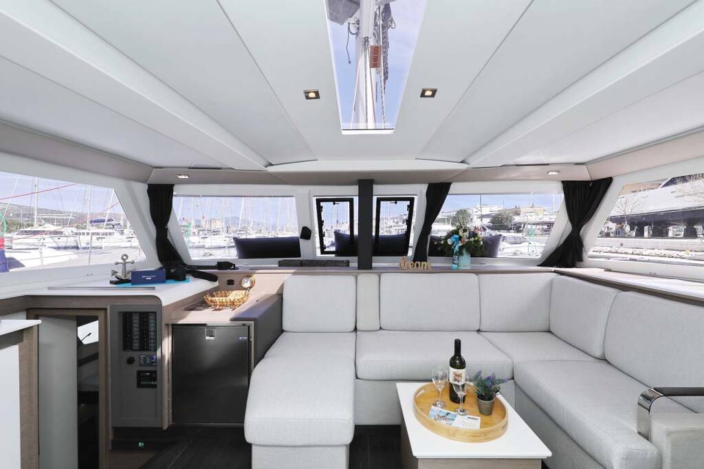 Katamaran Fountaine Pajot Isla 40 Chilli