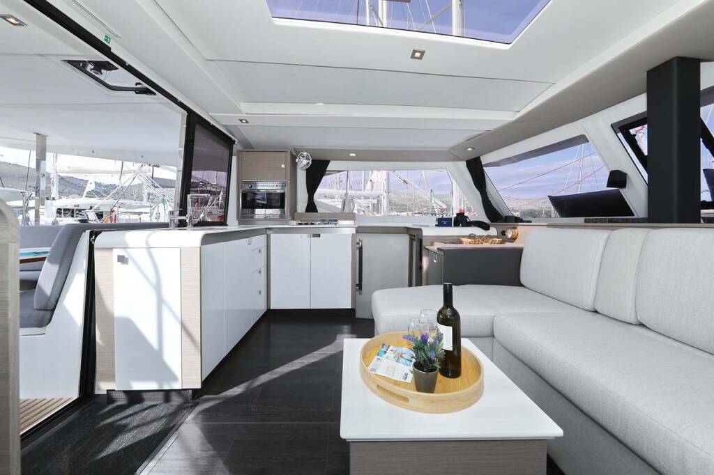 Katamaran Fountaine Pajot Isla 40 Chilli