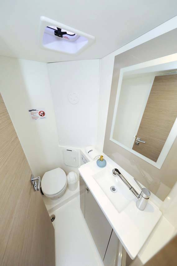 Katamaran Fountaine Pajot Isla 40 Chilli