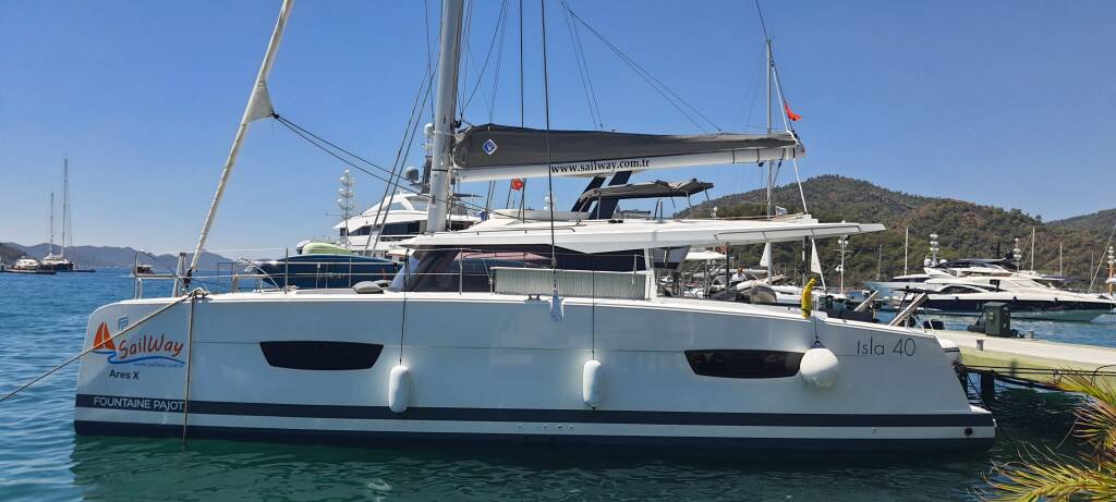 Katamaran Fountaine Pajot Isla 40 Ares X