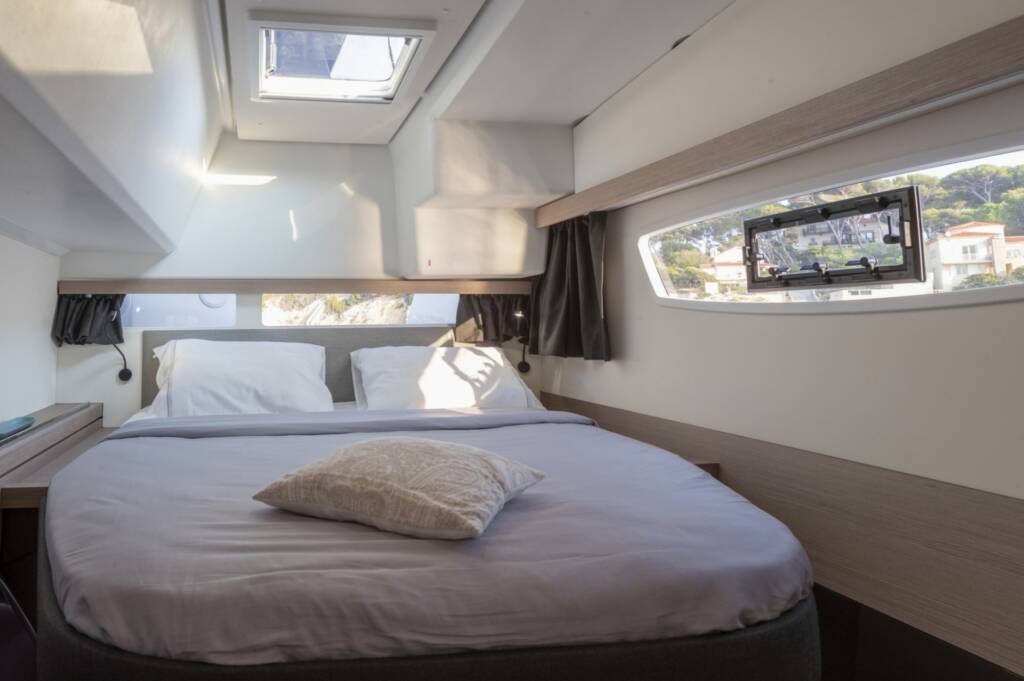 Katamaran Fountaine Pajot Isla 40 Ares X