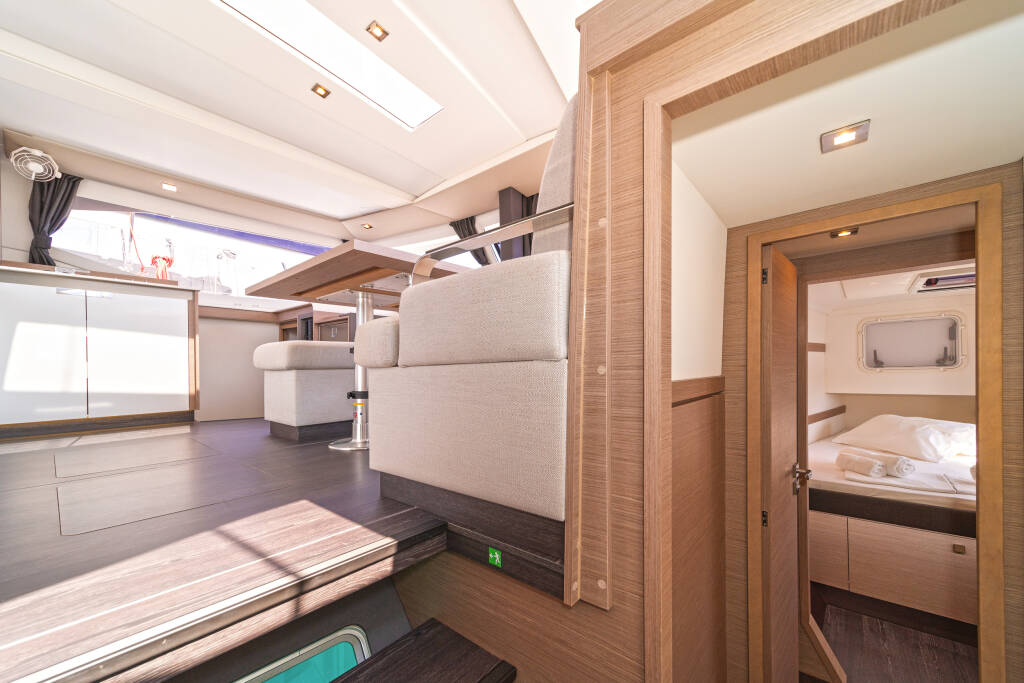 Catamaran Fountaine Pajot Isla 40 Prodigy