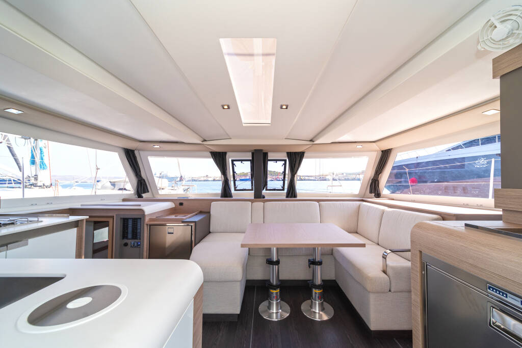 Catamaran Fountaine Pajot Isla 40 Prodigy