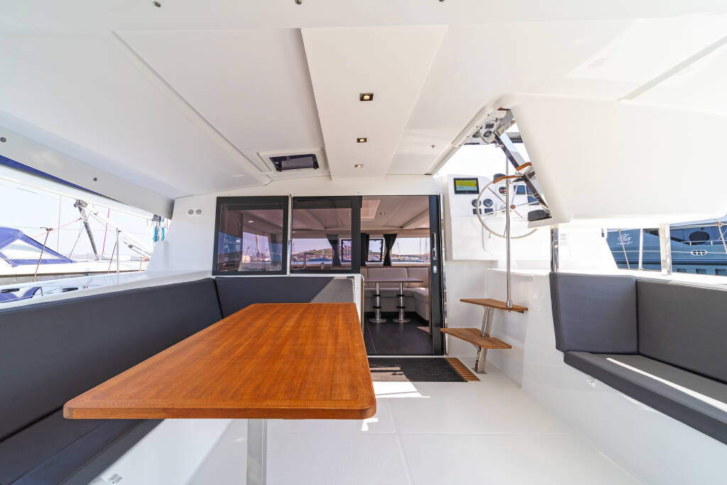 Catamaran Fountaine Pajot Isla 40 Prodigy