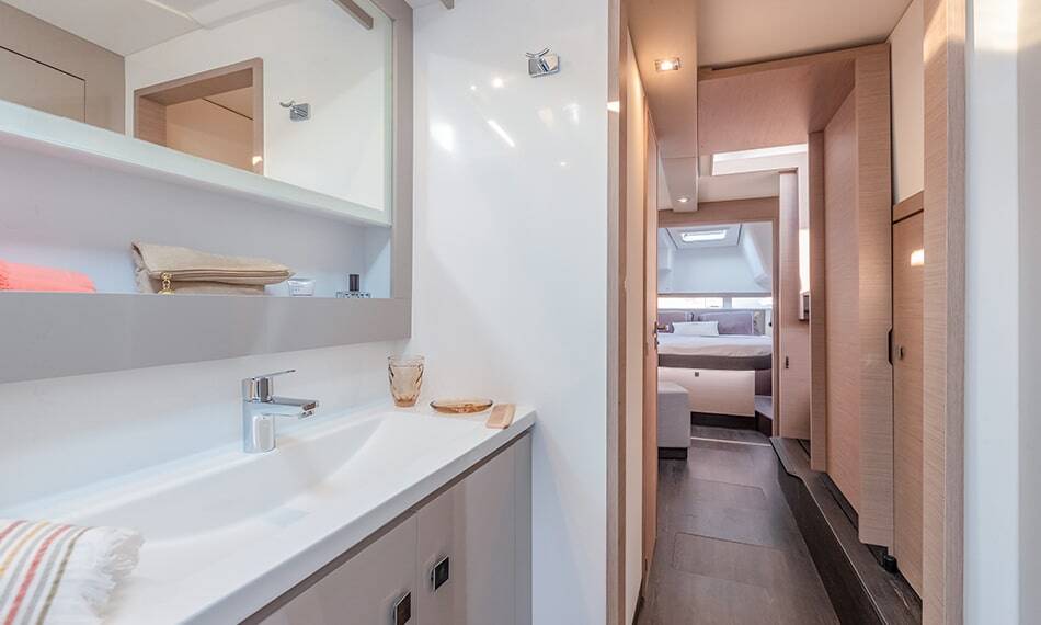 Catamaran Fountaine Pajot Isla 40 Ilde