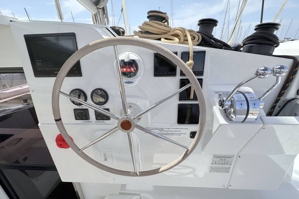 Katamaran Fountaine Pajot Isla 40 Laja