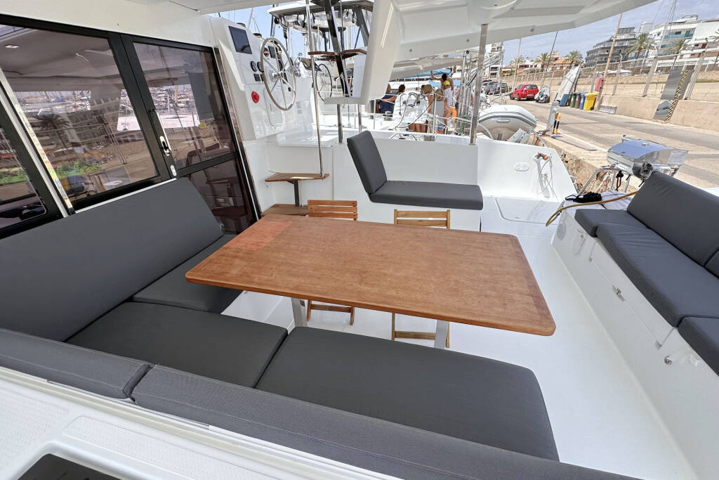 Katamaran Fountaine Pajot Isla 40 Laja