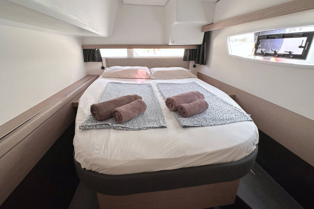 Katamaran Fountaine Pajot Isla 40 Laja