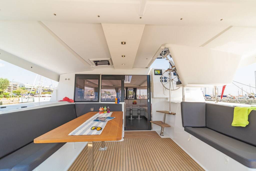 Katamaran Fountaine Pajot Isla 40 Aifos