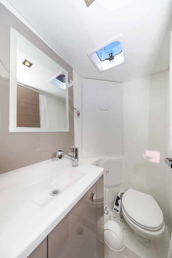 Katamaran Fountaine Pajot Isla 40 Orion