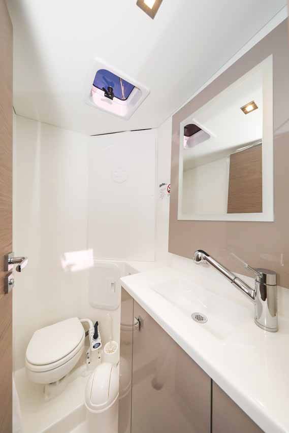 Katamaran Fountaine Pajot Isla 40 Orion