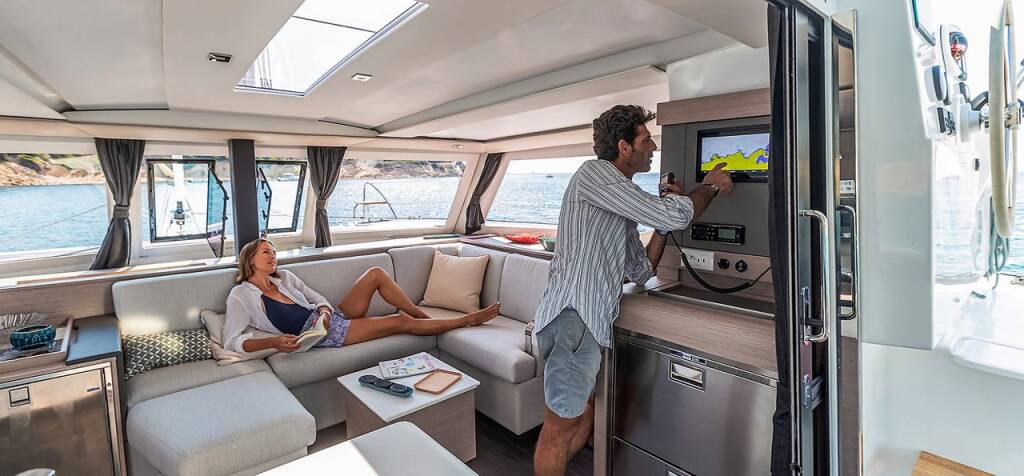 Catamaran Fountaine Pajot Isla 40 Almiriki