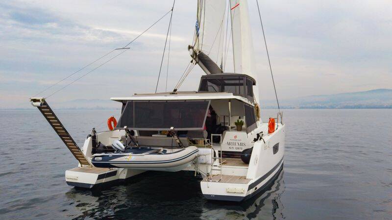 Katamaran Fountaine Pajot Isla 40 Artemis