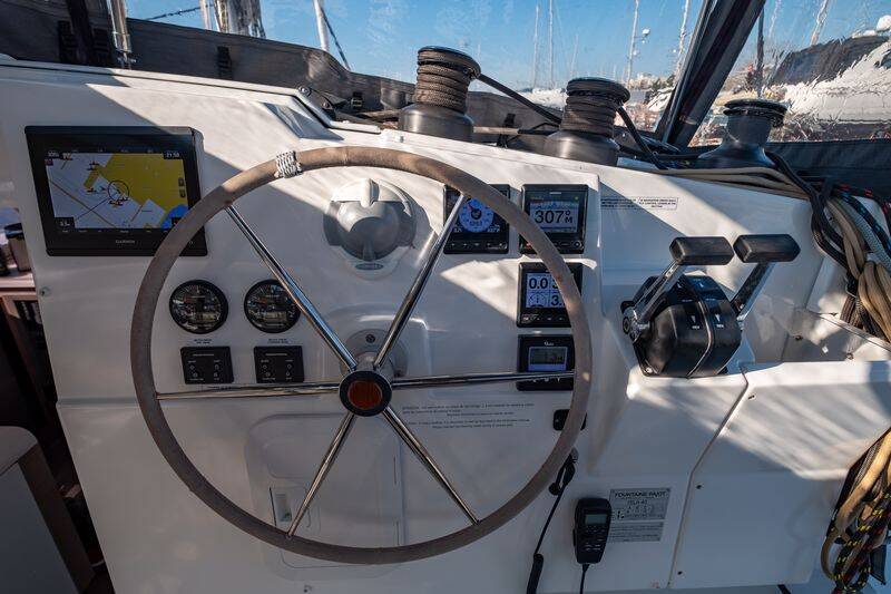 Katamaran Fountaine Pajot Isla 40 Artemis