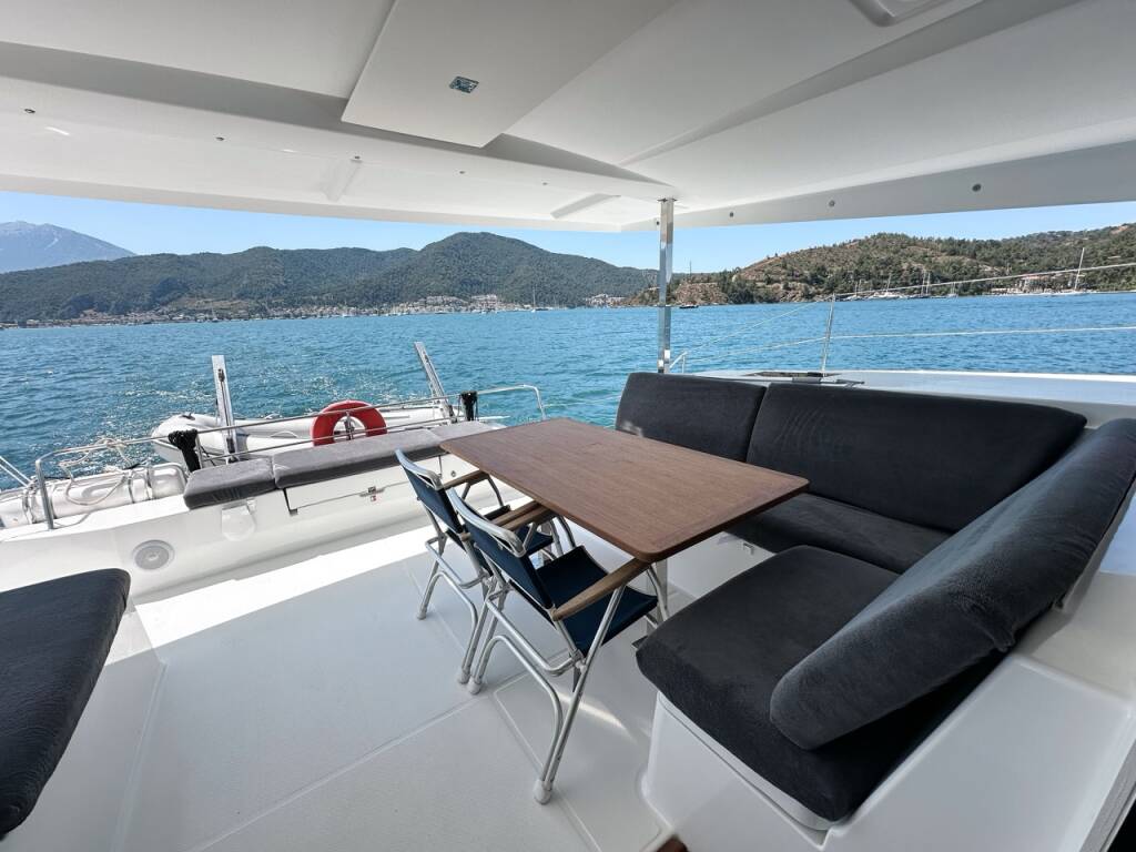 Catamaran Fountaine Pajot Isla 40 Portofino