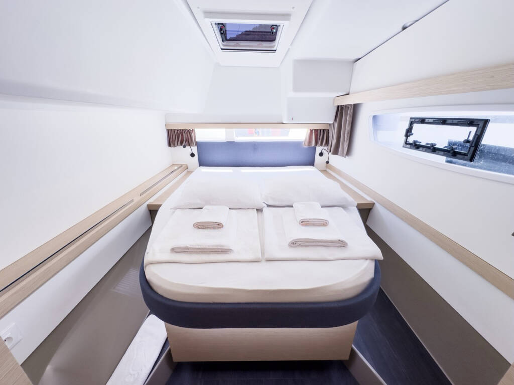 Catamaran Fountaine Pajot Isla 40 Portofino