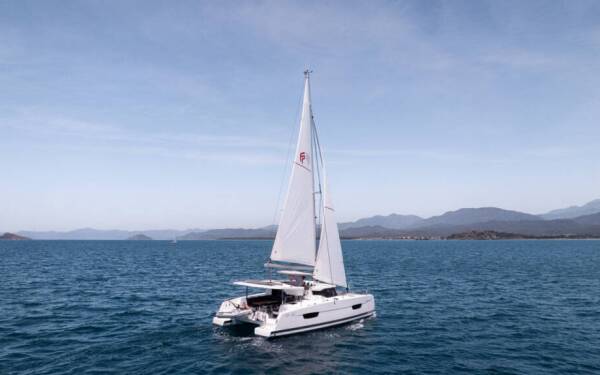 Fountaine Pajot Isla 40 Portofino Fethiye, Yacht Classic Hotel Marina