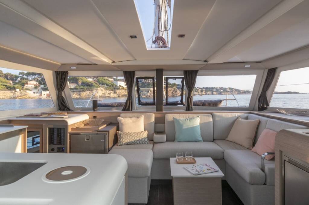 Katamaran Fountaine Pajot Isla 40 Sailor Venus