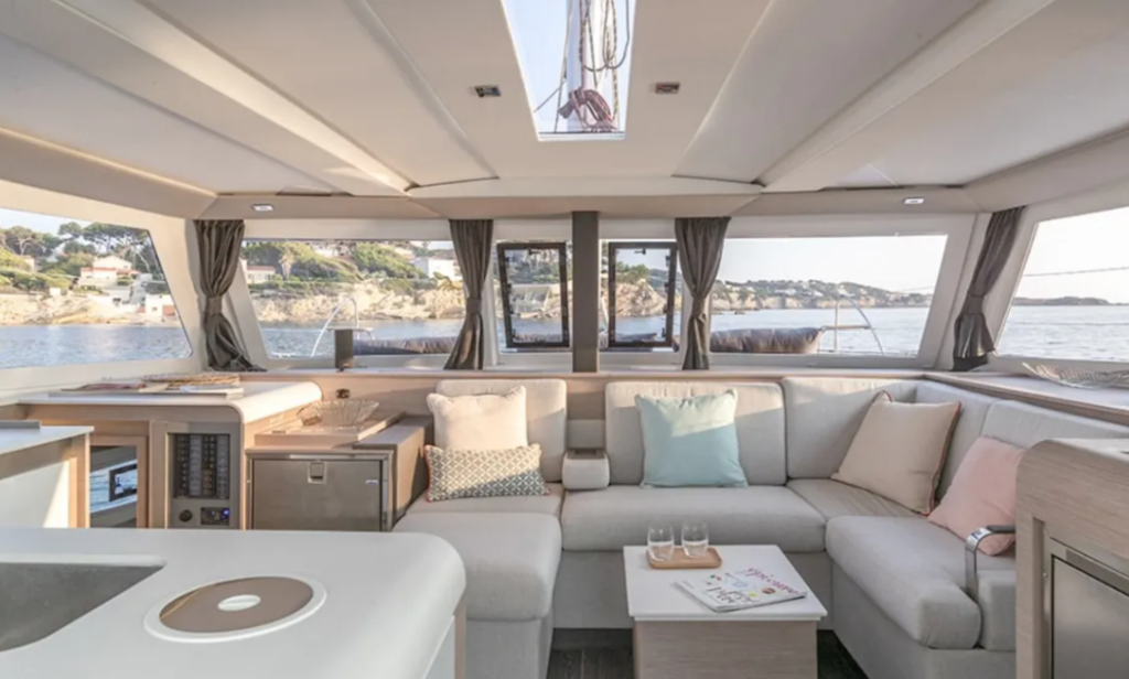 Katamaran Fountaine Pajot Isla 40 Kebitree