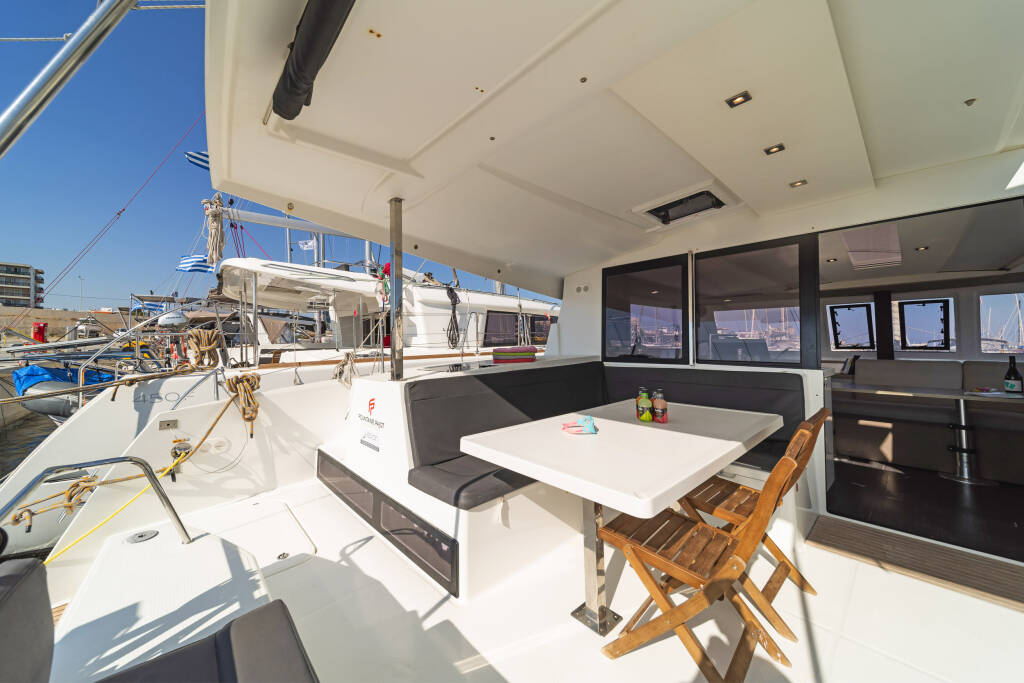 Katamaran Fountaine Pajot Lucia 40 Fortuna