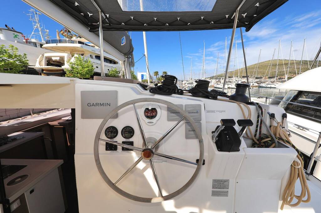 Katamaran Fountaine Pajot Lucia 40 Felicitas II