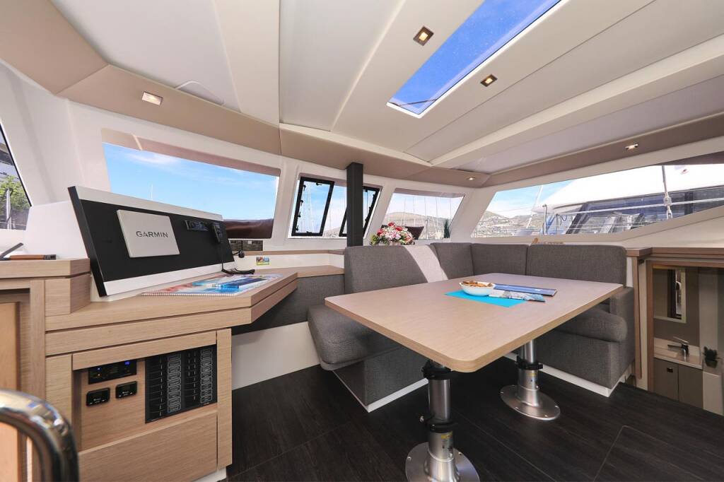 Katamaran Fountaine Pajot Lucia 40 Felicitas II