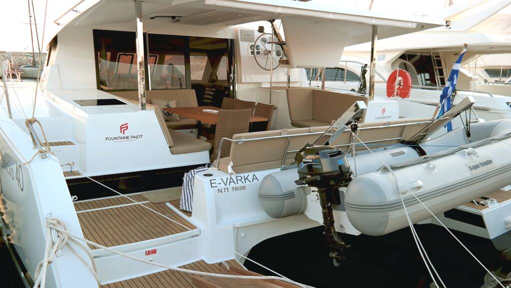 Fountaine Pajot Lucia 40 E-Varka Paros