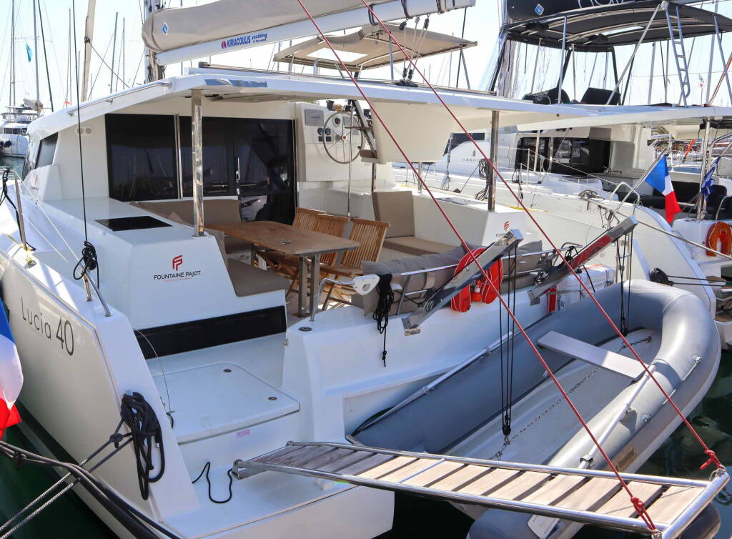 Catamaran Fountaine Pajot Lucia 40 Alisa