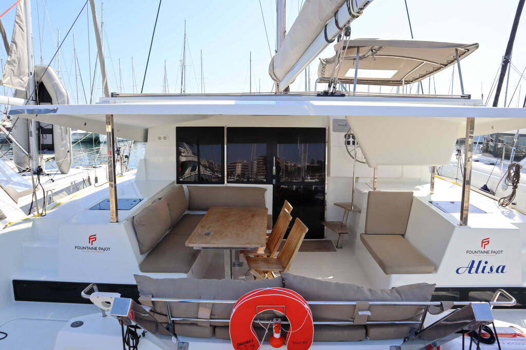 Catamaran Fountaine Pajot Lucia 40 Alisa