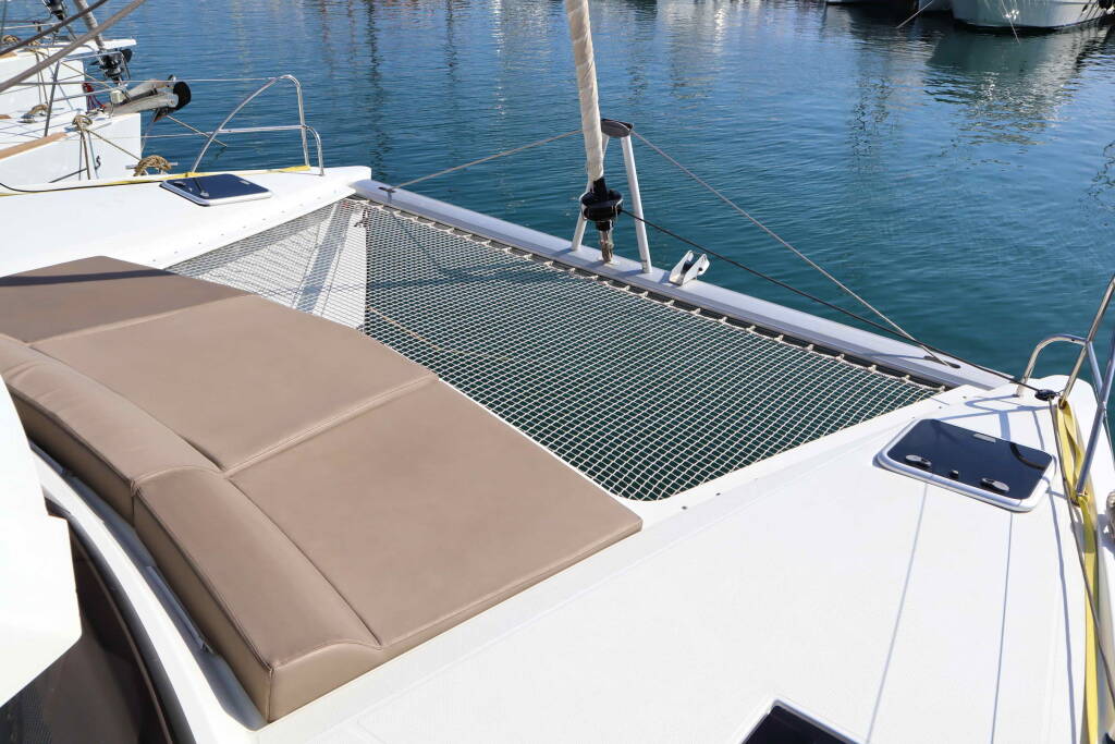 Catamaran Fountaine Pajot Lucia 40 Alisa