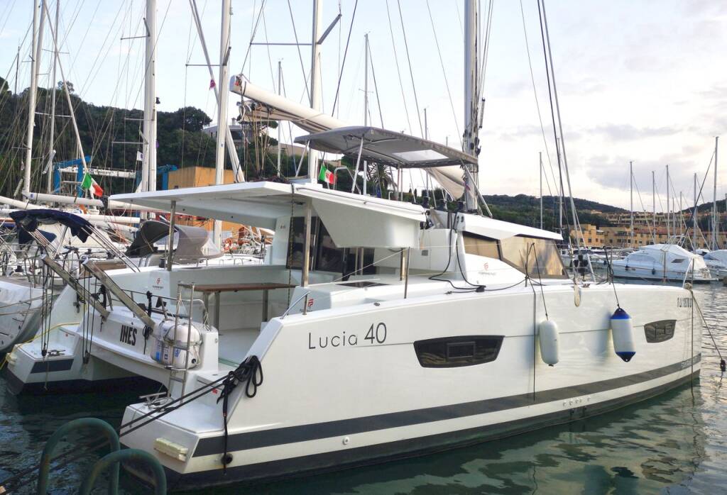 Katamaran Fountaine Pajot Lucia 40 ECONOMY